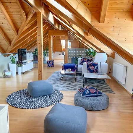 Sonntagsglück - Premium Seekirchen, Ruhiges Feriendomizil Im Grünen, Gemeinsamer Poolarea Ferienhaus *
