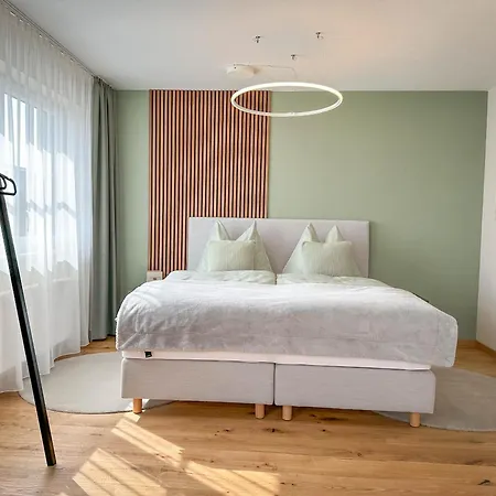 Sonntagsglück - Premium Seekirchen, Ruhiges Feriendomizil Im Grünen, Gemeinsamer Poolarea *