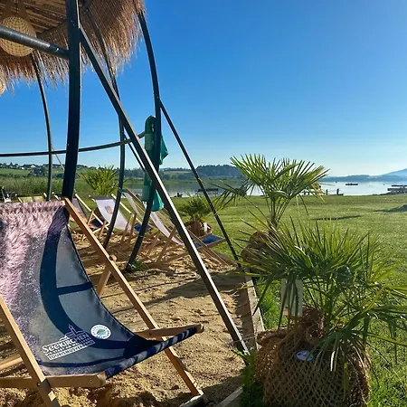 Sonntagsglück - Premium Seekirchen, Ruhiges Feriendomizil Im Grünen, Gemeinsamer Poolarea