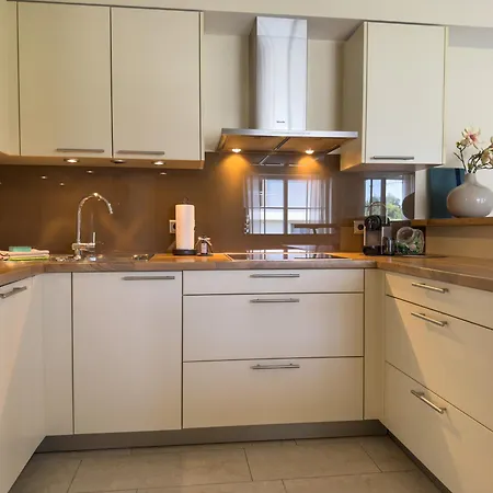 Sonntagsglück - Premium Seekirchen, Ruhiges Feriendomizil Im Grünen, Gemeinsamer Poolarea Ferienhaus *
